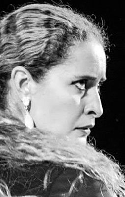 home_raies_about_carolina1