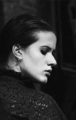 home_raies_about_isadora1